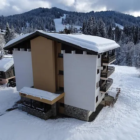 Apartment 5 Pieces 92m² Aux Gets - Lumineux, Proche Pistes Et Commerces, Garage Inclus - Fr-1-802-46 Les Gets
