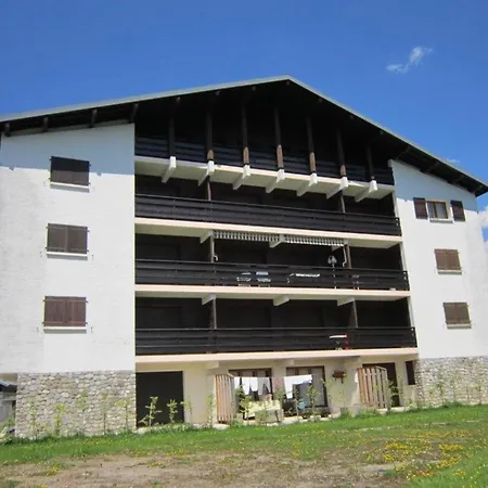 5 Pieces 92m² Aux Gets - Lumineux, Proche Pistes Et Commerces, Garage Inclus - Fr-1-802-46 *